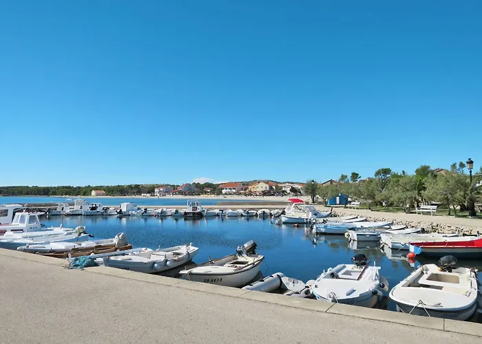 App Kajtazovic 5 By Interhome Apartman *