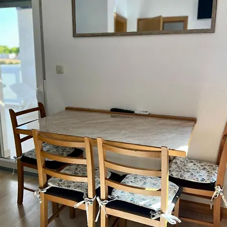 App Kajtazovic 5 By Interhome Вир